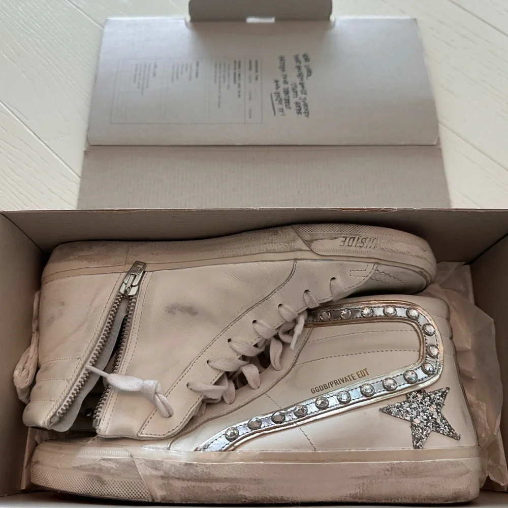 Golden Goose - Picture 1 of 11